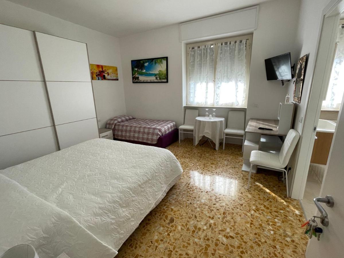 Joys House Bed and Breakfast Μπέργκαμο Εξωτερικό φωτογραφία